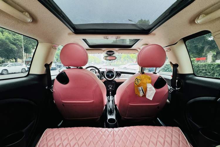 Used MINI Clubman 2011 1.6L COOPER Fun Interior 14