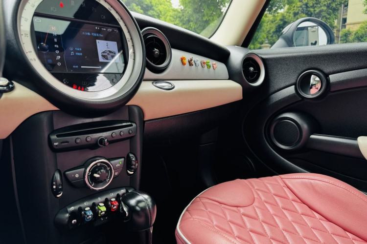 Used MINI Clubman 2011 1.6L COOPER Fun Interior 6
