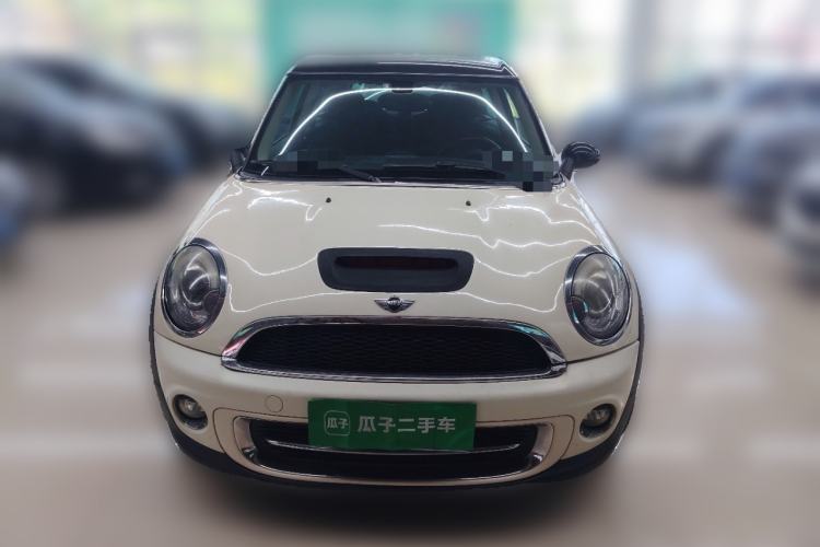 Used MINI Clubman 2011 1.6L COOPER Fun Front