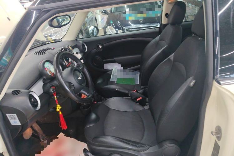 Used MINI Clubman 2011 1.6L COOPER Fun Left Front Seat