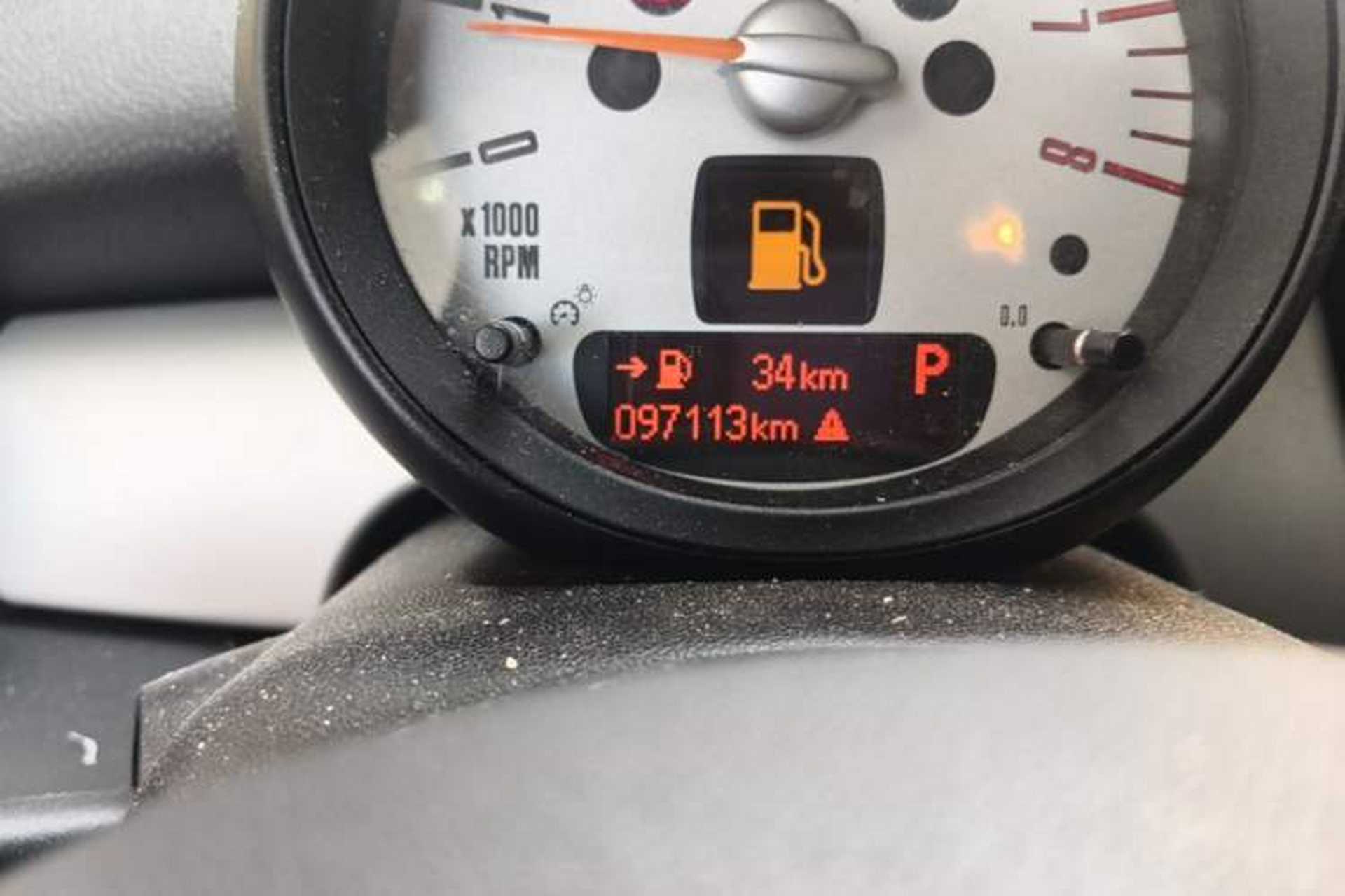 Used MINI Clubman 2011 1.6L ONE Odometer Close Up