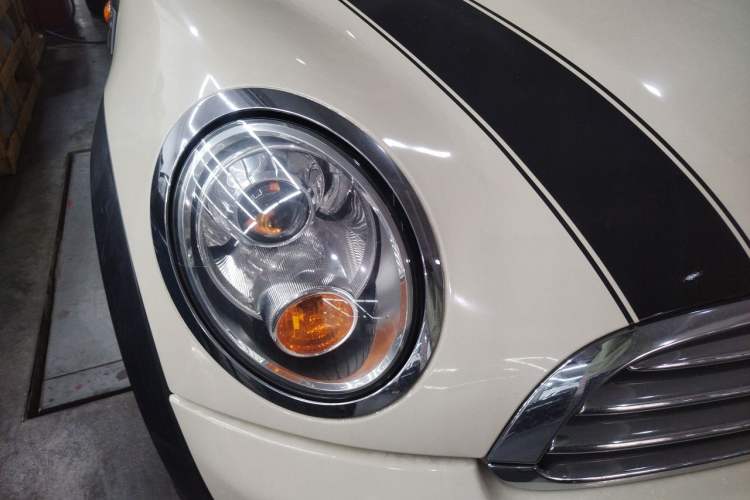 Used MINI Clubman 2011 1.6L COOPER Fun Right Front Headlight