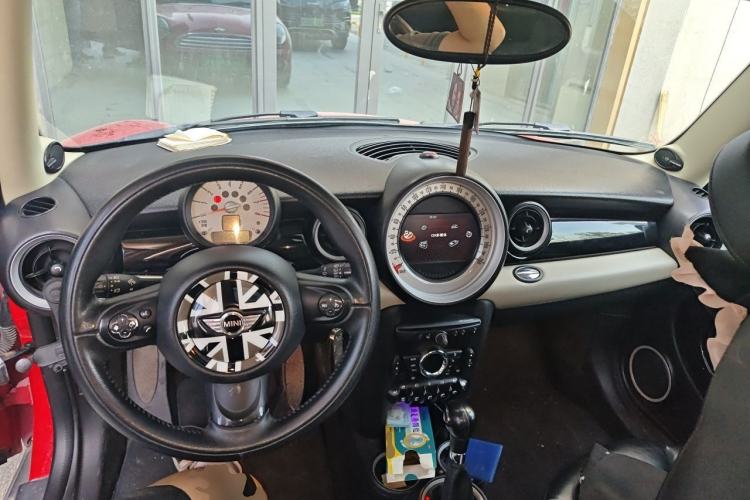 Used MINI Clubman 2011 1.6L COOPER Fun Center Console