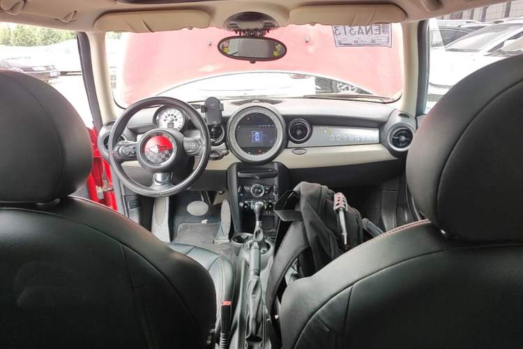 Used MINI Clubman 2011 1.6L COOPER Fun Center Console