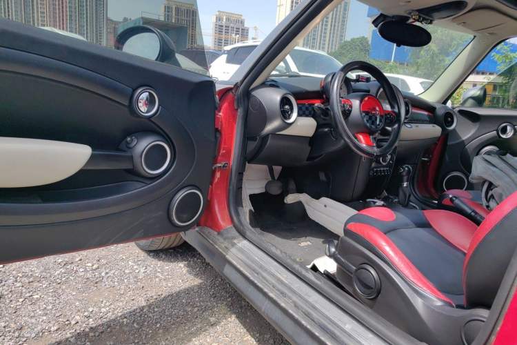 Used MINI Clubman 2011 1.6L COOPER Fun Driver Seat