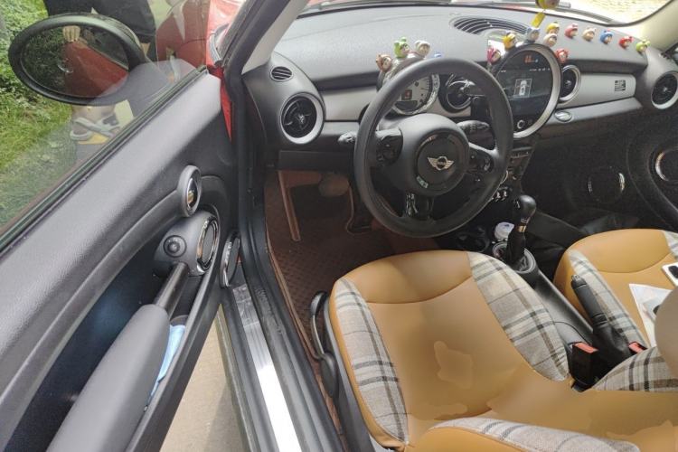 Used MINI Clubman 2011 1.6L ONE Driver Seat
