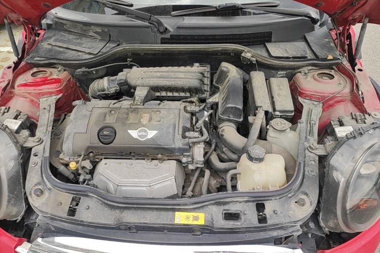 Used MINI Clubman 2011 1.6L COOPER Fun Engine Bay