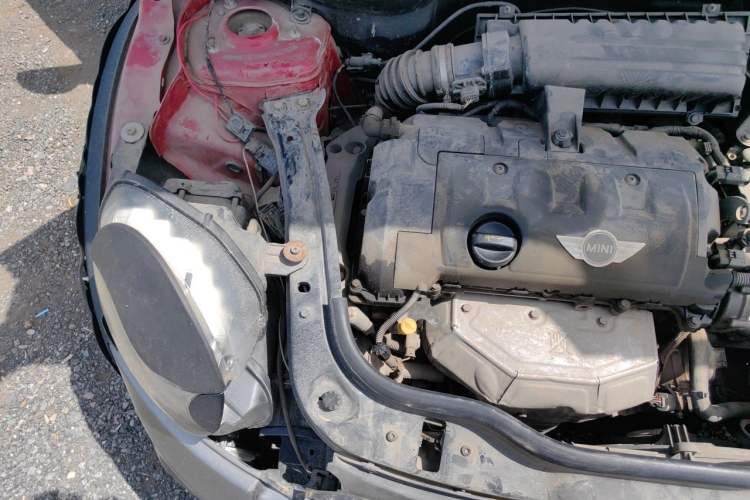 Used MINI Clubman 2011 1.6L COOPER Fun Engine Bay Right