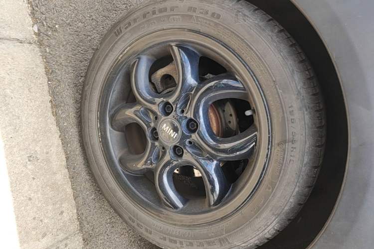 Used MINI Clubman 2011 1.6L COOPER Fun Exterior 5
