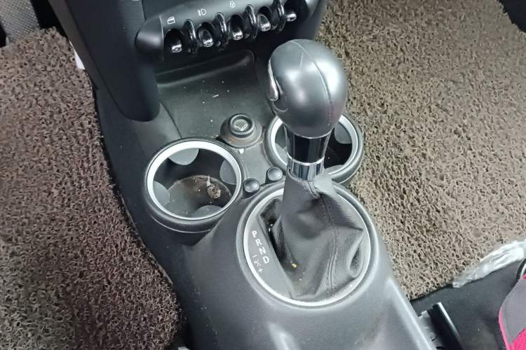 Used MINI Clubman 2011 1.6L COOPER Fun Gear Lever