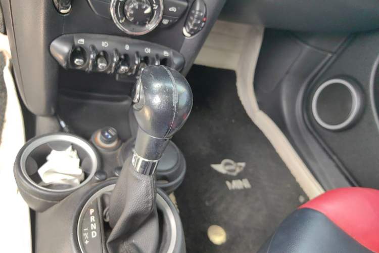 Used MINI Clubman 2011 1.6L COOPER Fun Gear Lever