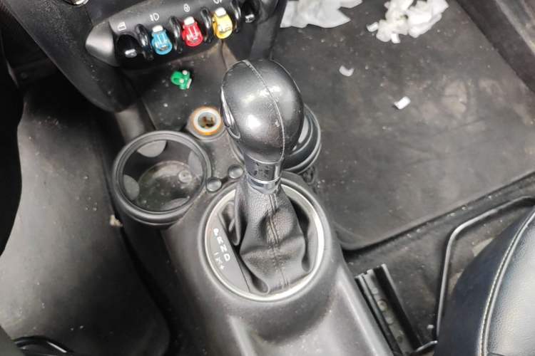 Used MINI Clubman 2011 1.6L COOPER Fun Gear Lever