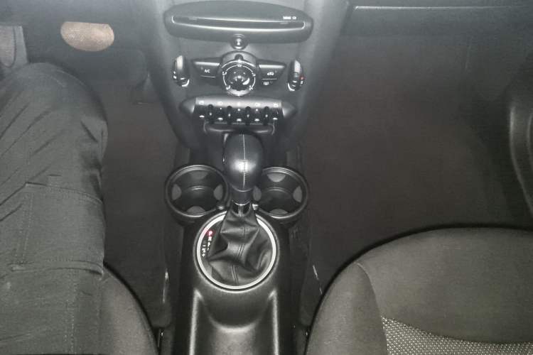 Used MINI Clubman 2011 1.6L ONE Gear Lever