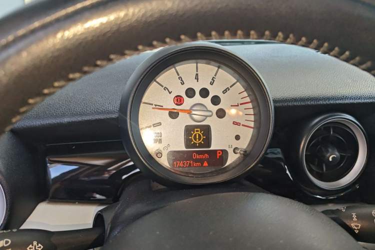 Used MINI Clubman 2011 1.6L COOPER Fun Instrument Cluster