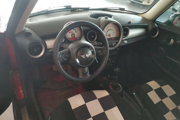 Used MINI Clubman 2011 1.6L ONE Interior 2