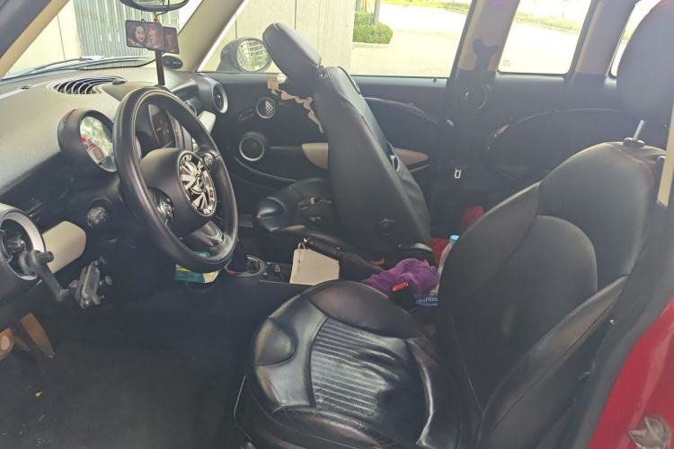 Used MINI Clubman 2011 1.6L COOPER Fun Left Front Seat