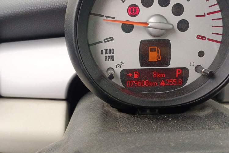 Used MINI Clubman 2011 1.6L COOPER Fun Odometer Close Up