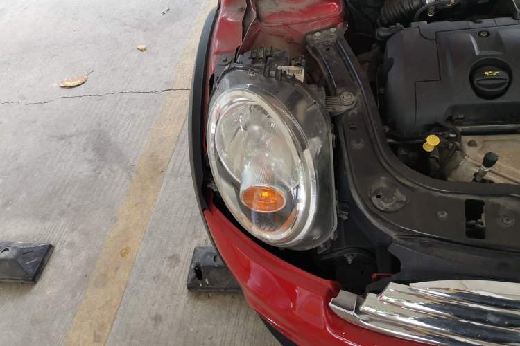 Used MINI Clubman 2011 1.6L ONE Right Front Headlight