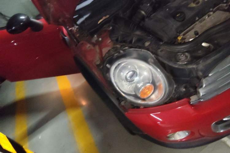 Used MINI Clubman 2011 1.6L COOPER Fun Right Front Headlight