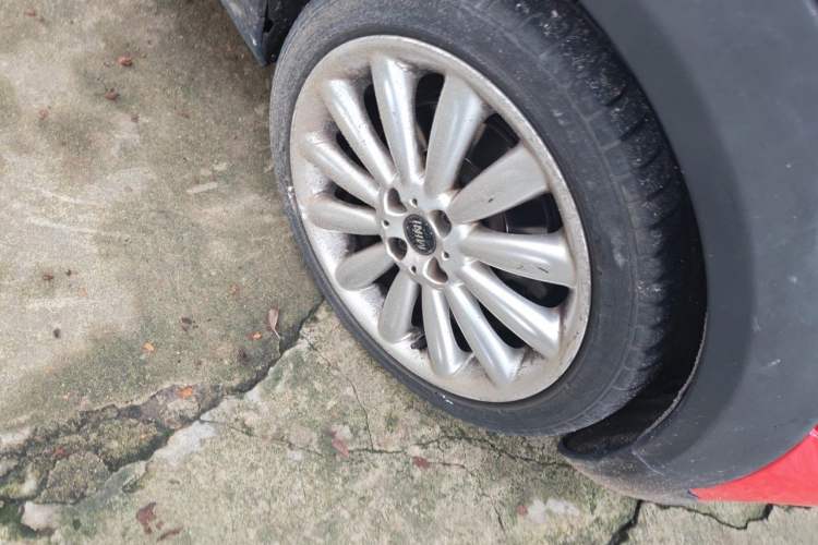 Used MINI Clubman 2011 1.6T COOPER S Right Front Wheel Hub