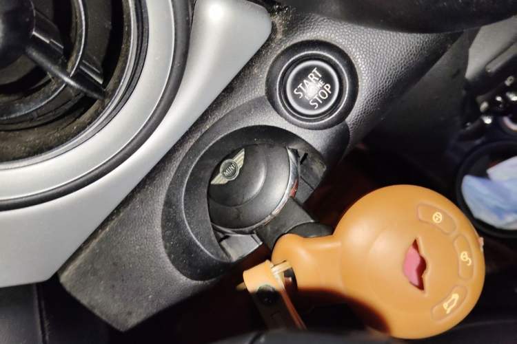 Used MINI Clubman 2011 1.6L COOPER Fun Vehicle Key