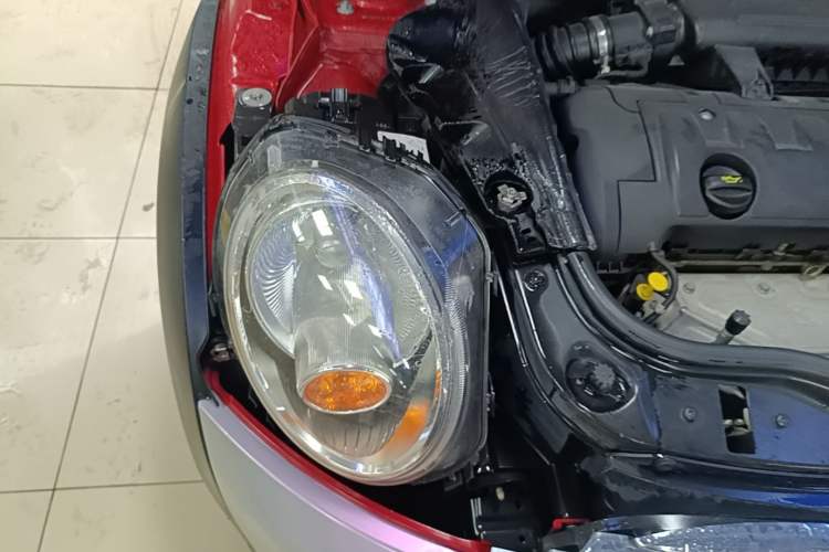 Used MINI Clubman 2011 1.6L ONE Right Front Headlight