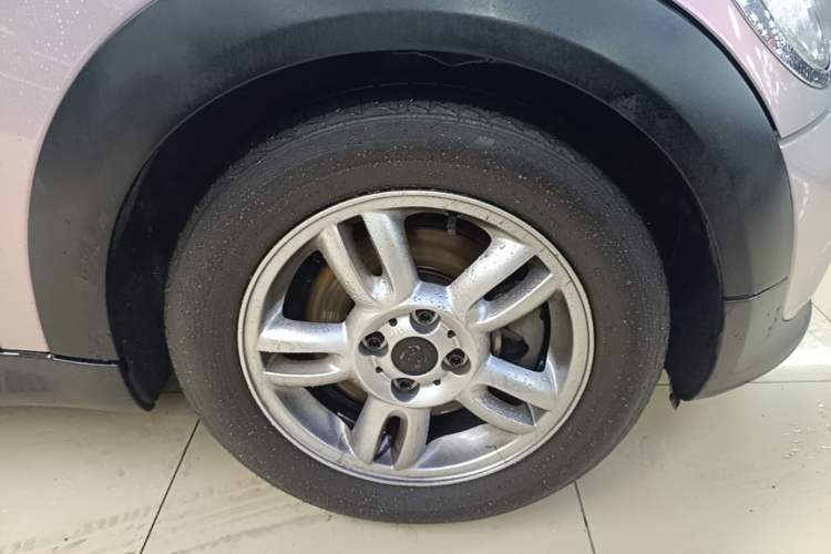 Used MINI Clubman 2011 1.6L ONE Right Front Wheel Hub