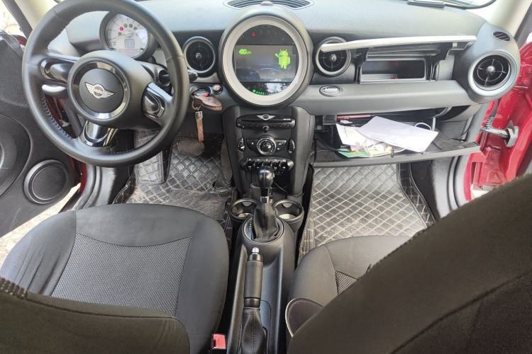 Used MINI Clubman 2011 1.6L ONE Center Console