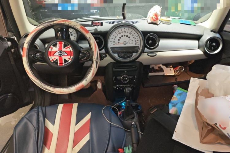 Used MINI Clubman 2011 1.6L ONE Center Console