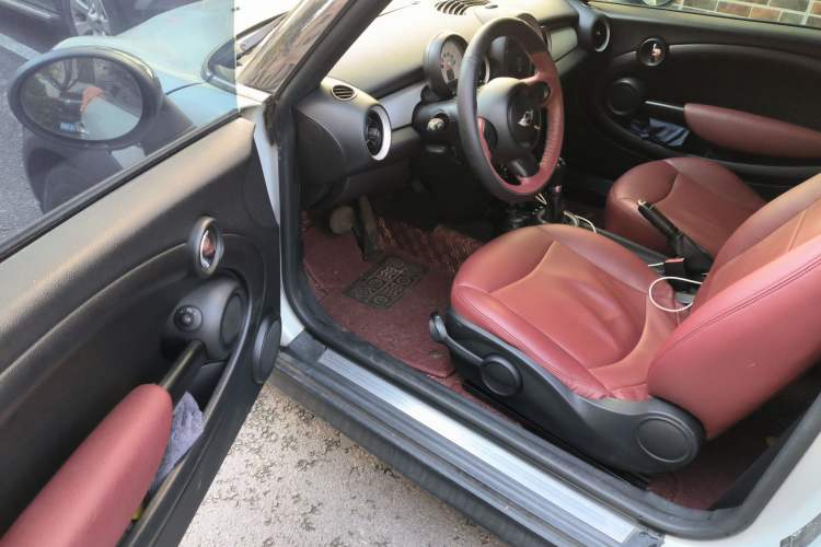 Used MINI Clubman 2011 1.6L ONE Driver Seat