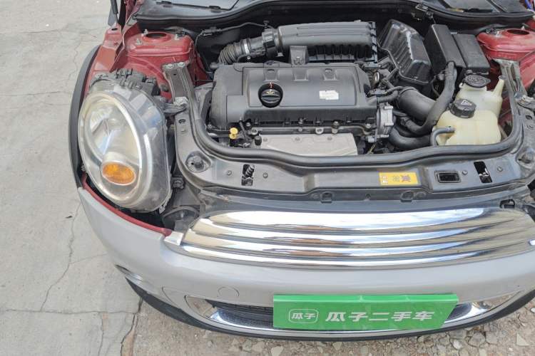 Used MINI Clubman 2011 1.6L ONE Engine Bay Right