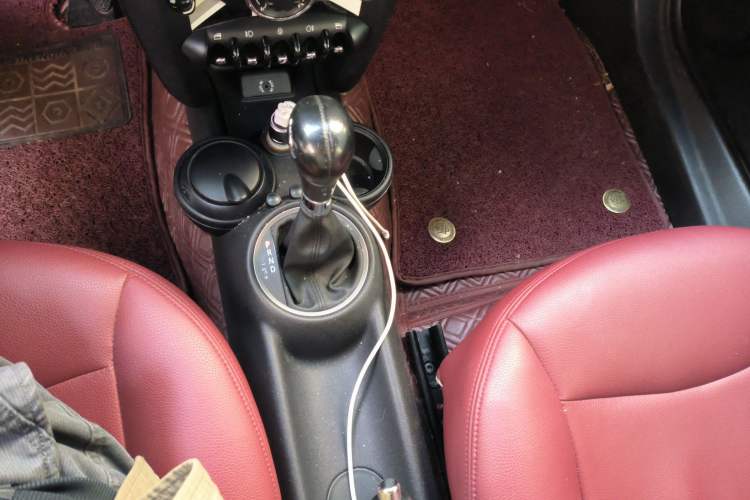 Used MINI Clubman 2011 1.6L ONE Gear Lever