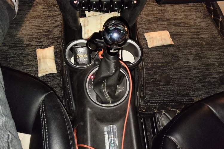 Used MINI Clubman 2011 1.6L COOPER Excitement Gear Lever