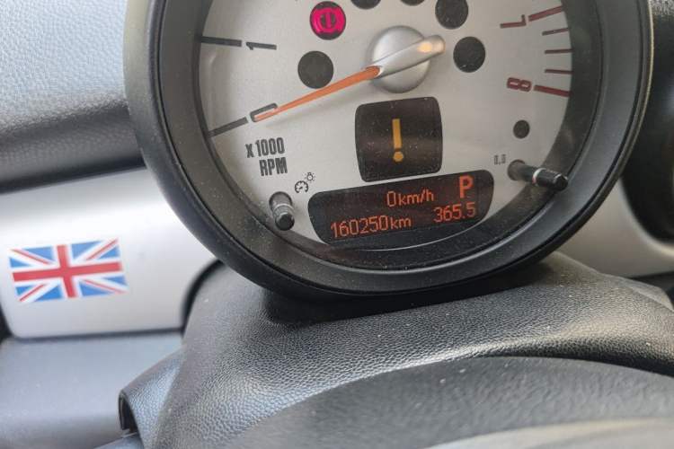 Used MINI Clubman 2011 1.6L ONE Odometer Close Up