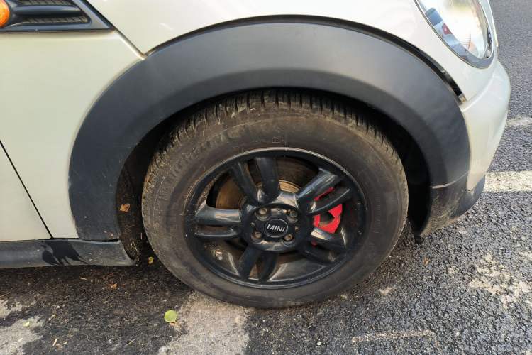 Used MINI Clubman 2011 1.6L ONE Right Front Wheel Hub
