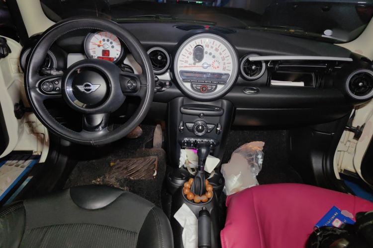 Used MINI Clubman 2011 1.6L COOPER Excitement Center Console