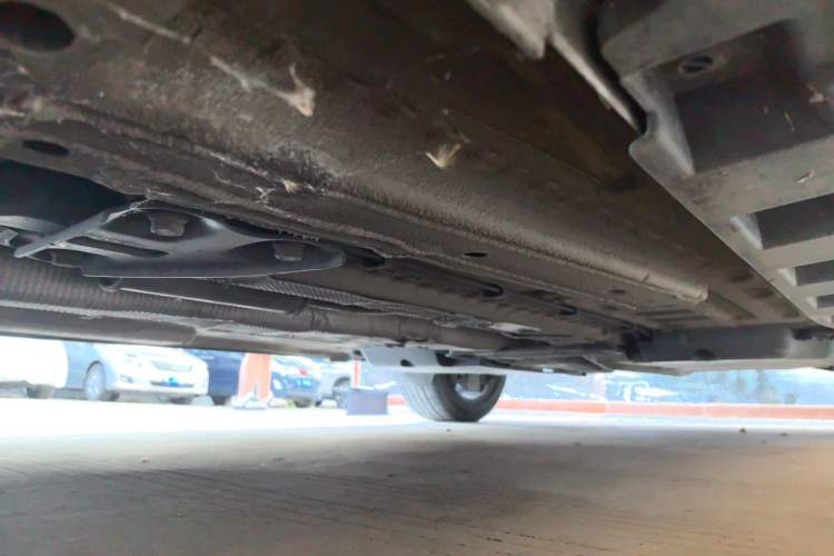 Used MINI Clubman 2011 1.6L COOPER Fun Chassis Front Left