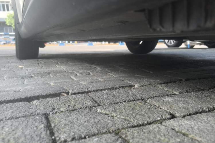 Used MINI Clubman 2011 1.6L COOPER Fun Chassis Front Right