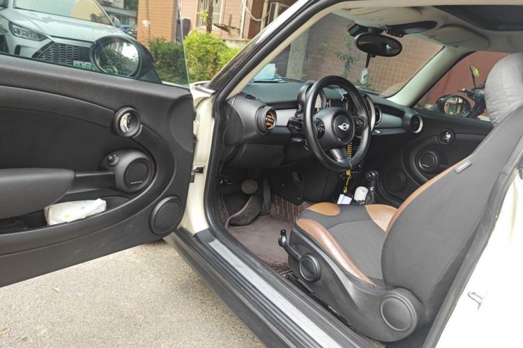 Used MINI Clubman 2011 1.6L COOPER Fun Driver Seat