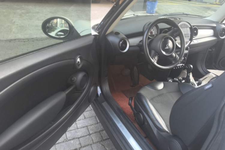 Used MINI Clubman 2011 1.6L COOPER Fun Driver Seat