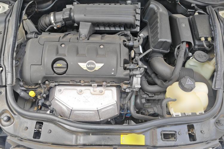 Used MINI Clubman 2011 1.6L COOPER Fun Engine Bay