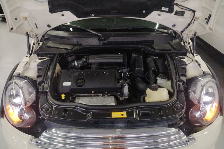 Used MINI Clubman 2011 1.6L ONE Engine Bay