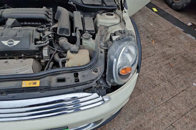 Used MINI Clubman 2011 1.6L COOPER Fun Engine Bay Left