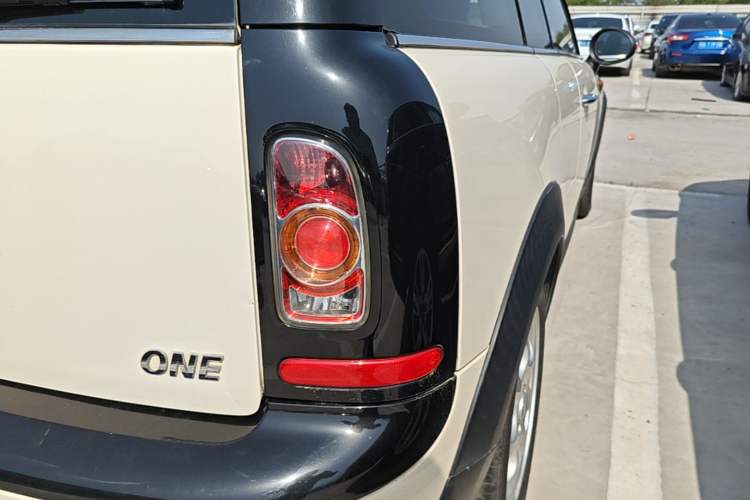 Used MINI Clubman 2011 1.6L ONE Exterior 3