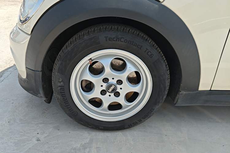 Used MINI Clubman 2011 1.6L ONE Exterior 4