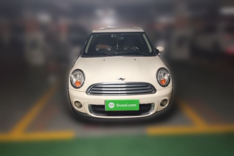 Used MINI Clubman 2011 1.6L ONE Front