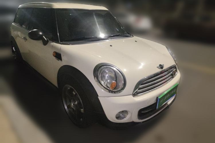 Used MINI Clubman 2011 1.6L ONE Front Right 45 Deg