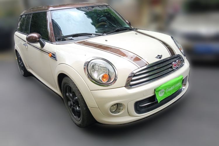 Used MINI Clubman 2011 1.6L COOPER Fun Front Right 45 Deg