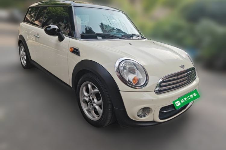 Used MINI Clubman 2011 1.6L COOPER Fun Front Right 45 Deg