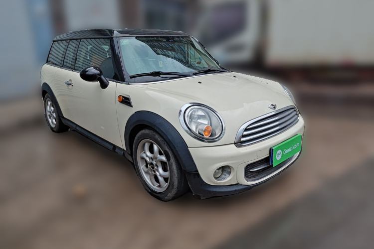 Used MINI Clubman 2011 1.6L COOPER Fun Front Right 45 Deg